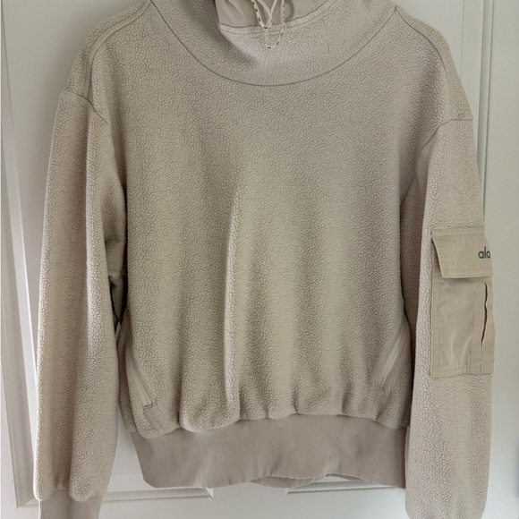 ALO Yoga Cream Sherpa Jacket - Picture 1 of 6